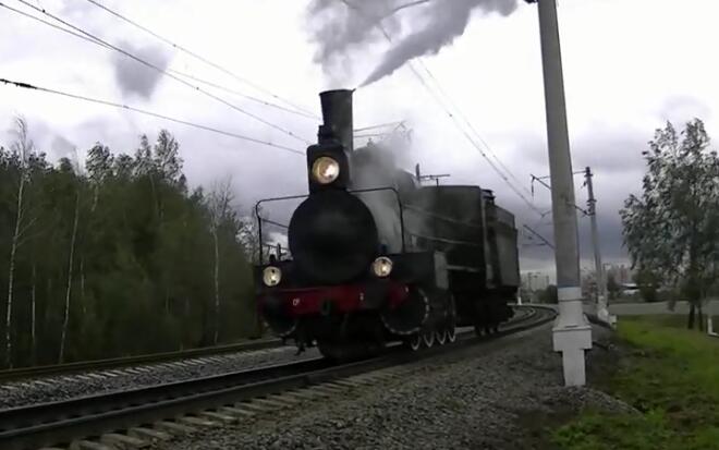 俄罗斯铁路175周年，各种火车发动机动态展览，太壮观了