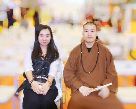 展全面招商宣传  项目组恭请了释迦心灯,释仁嵩,有乐禅师,一伟法师